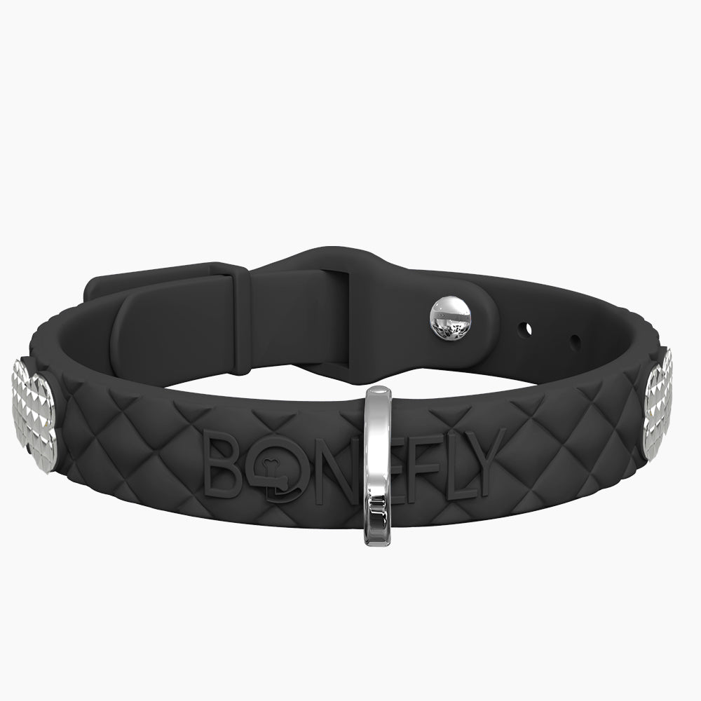 QuiltFLY Signature Spike Bones Collar